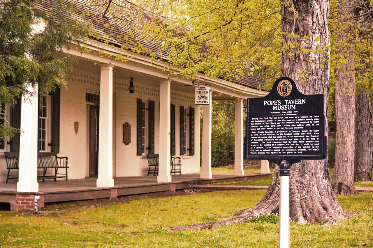 An image of the outside view of Pope's Tavern Museum.